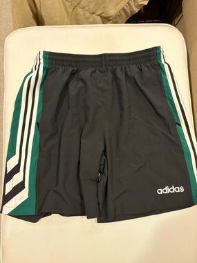Adidas 90s Soccer Short Men’s Large (Green) NWOT